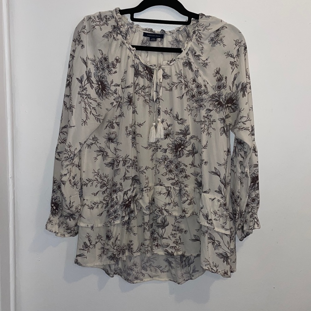 American Eagle Peasant Top